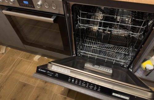 Premium Monteurhaus für Teams nahe Wolfsburg VW I Neubau I Parkplätze I B2B Rechnung mit MwSt I 3 Häuser auf einem Grundstück - Foto 8