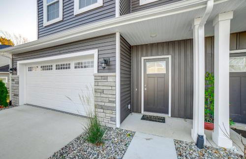 10 Mi to Grand Rapids Modern Townhome! - Foto 13
