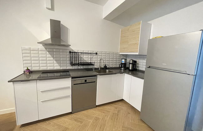 OlivAparts - Photo 23