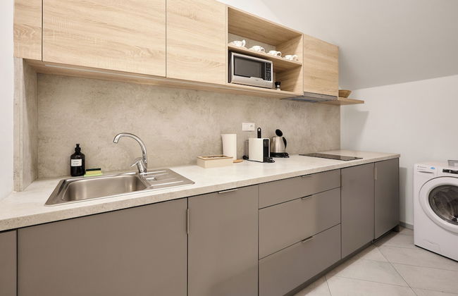 Honest SMICHOV - Foto 37