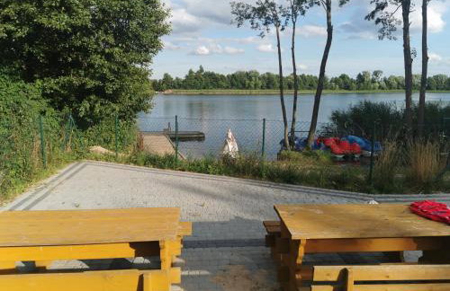 Domki Borowiackie nad brzegiem jeziora - Foto 47