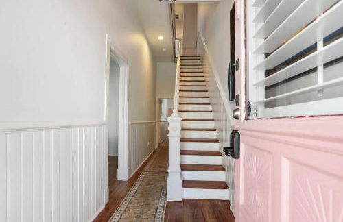 Lovely Victorian Beauty in Heart of Downtown - Foto 43