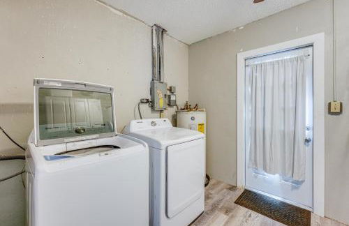 Fire Pit! Family Getaway, 6 Mi to Beach Access - Foto 23