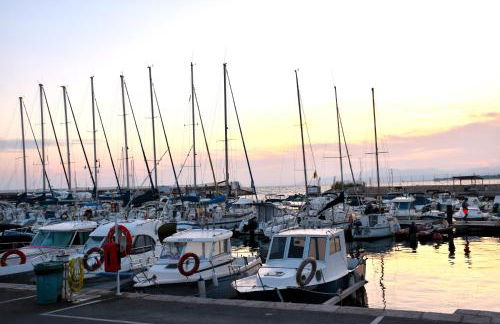 1a. Línea, vistas al mar, acceso directo a playa y piscina - Foto 51