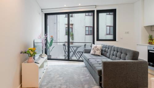 HostWise Cozy Studio with Balcony and Garage - Photo 2