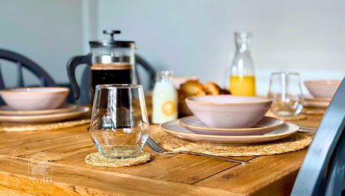 Central, dog friendly, private courtyard - Foto 4