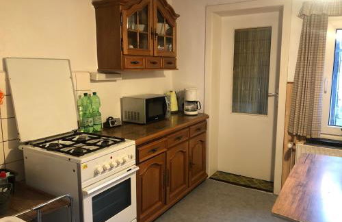 Ahmed Al-Hamadani - Photo 3