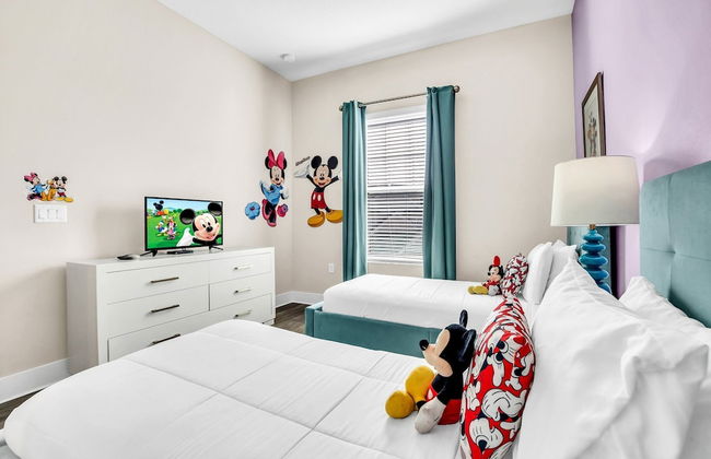 5 BR 6 BA Villa 5min Disneyworld Hot Tub BBQ - Foto 25