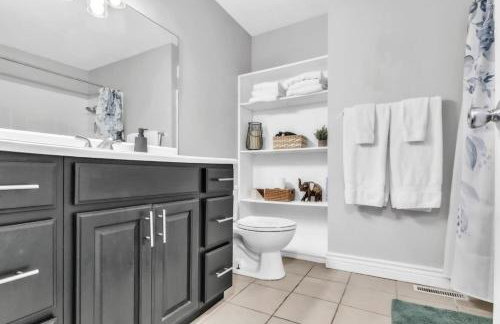 Awesome house near BYU with lots of amenities - Photo 13