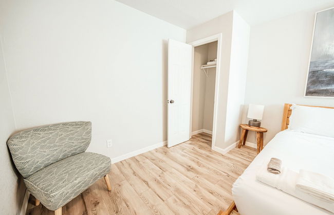 Spacious Cozy 6BR for 14- Lgbtq Friendly 2260 - Photo 21