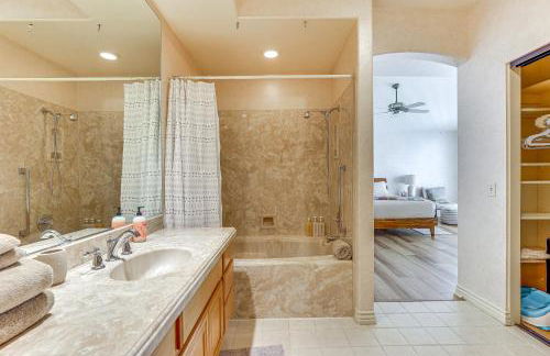 Escondido Townhome with Gas Grill and Golf Acess! - Foto 17