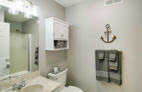 Updated Lake Almanor Retreat with Patio and Grill! - Foto 17