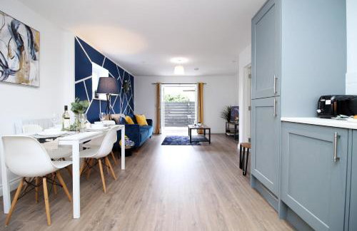 Casa di pietra - Cardiff City centre apartment with patio, Free private parking - Foto 25