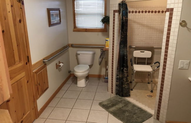 Sunset Pines Resort - Photo 15