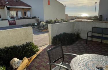 Ferienhaus in résidence naturiste direkt am Strand - Foto 1