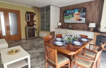 Can Tete Casa grande para 10-12 personas ideal familias y grupos cerca del mar - Foto 2