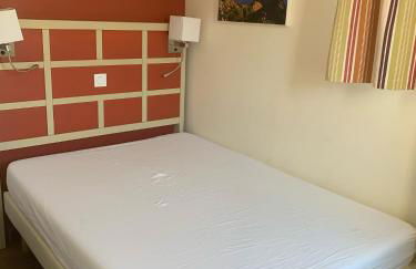 Cap Esterel 2 pièces Climatisé 4-5pers Piscines Parking Draps Wifi - Foto 10