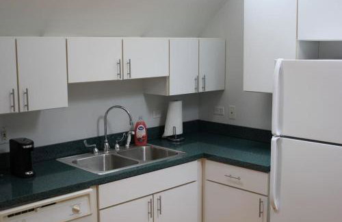 Lincoln Park Living - 3 Queen Beds - Sleeps 6 - Foto 4