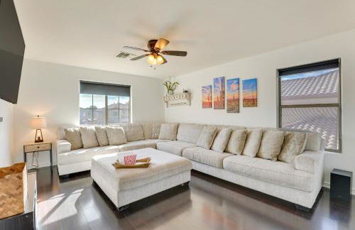 Luxe Family Home with Pool, 13 Mi to Dtwn Phoenix! - Foto 2