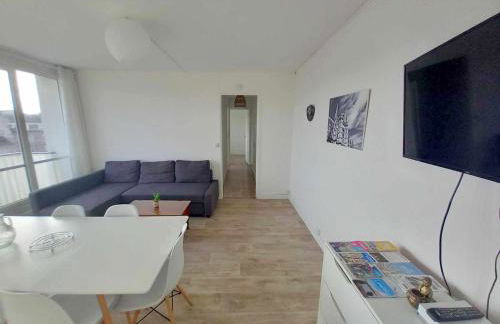 T3 57m2 avec balcon proche gare SNCF - WIFI, Netflix, café et thé offerts - Foto 6