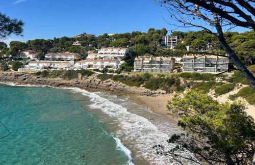 Sea View Apartment, spacious and renovated, 10 minutes to the beach, pool - Photo 23