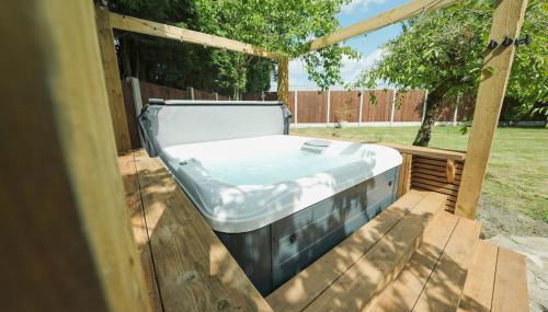 The Machine House - Hot Tub - Outdoor Bar - Foto 3