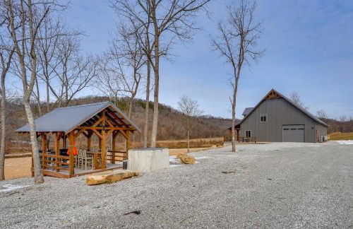 Riverside Galena Hideaway with Grills and Picnic Area - Foto 26
