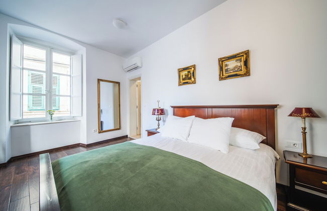 SUNce Palace Apartments with free offsite parking - Foto 8