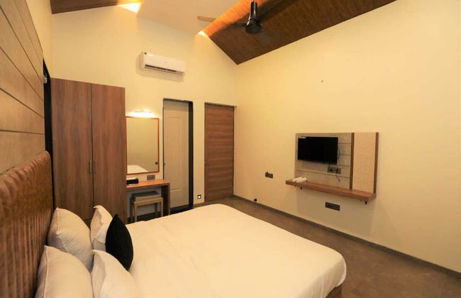 Privystays Jks Private Villa - Photo 4