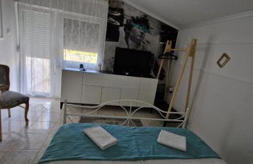 Apartmani Mirjana - Photo 23