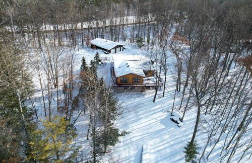 Snowmobile, Ice Fish and Explore! Lang Lake Cabin - Foto 1