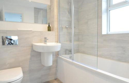 The Swift-Bright, Modern 5-Bed Family Home Nr Bath - Foto 13