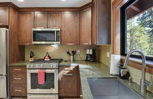 Luna Cabin - 5BR Hot Tub A/C Game Room EV Charger - Foto 54