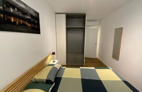 Elegante Bilocale tra Stazione e Centro Storico - Photo 2