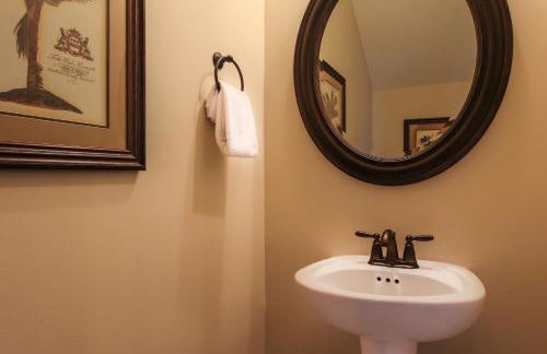 Amazing 4 Bedroom Vacation Home in The Villages of Crystal Lakes - Foto 32