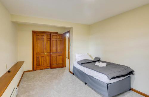 Peek-a-Boo Lake Views and Yard Windham Home - Foto 26