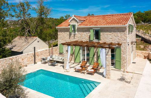 Villa Cavalleria Rusticana with heated pool and vineyard - Photo 14