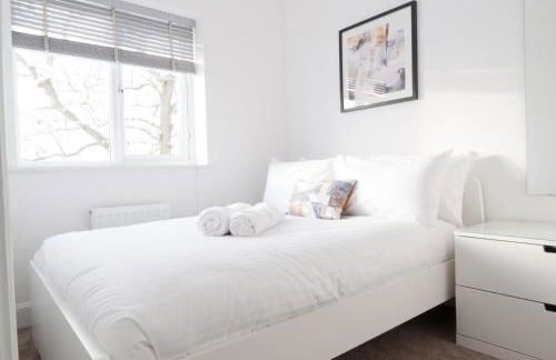 Lysander House - Modern, 4-Bed House, near Alton Towers - Foto 11