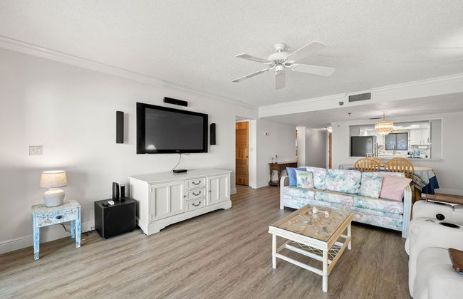 Reflections 503 Oceanfront Pool Hot Tub - Photo 11