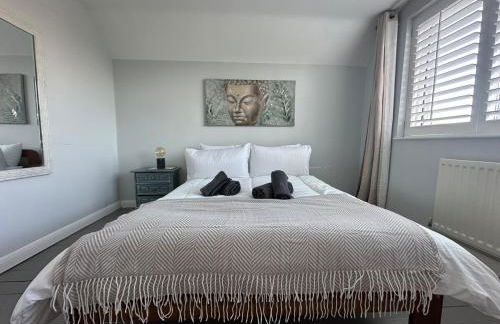 Luxury 3 bed cottage with Sauna, Chobham, sleeps 6 - Foto 33