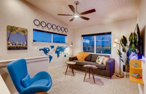 Elegant Townhome Near Old Town, Breweries and River! - Foto 8