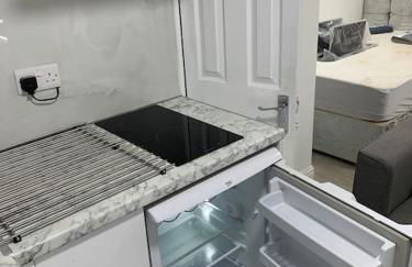 Cosy Studio Flat-Just Renovated-Free Street Parking & Independent Entrance - Foto 22