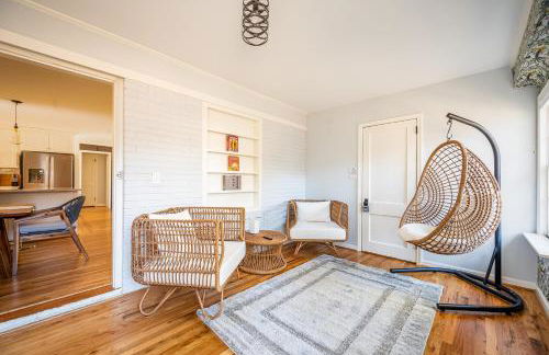 4BR/3BA Luxurious Decatur Home w/ Patio & Backyard - Foto 4