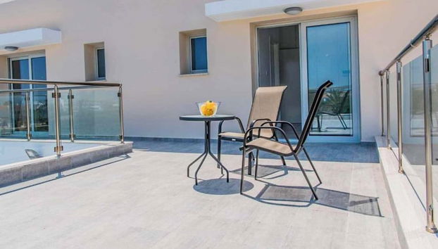 Demitrios Vine - Foto 5, Interior