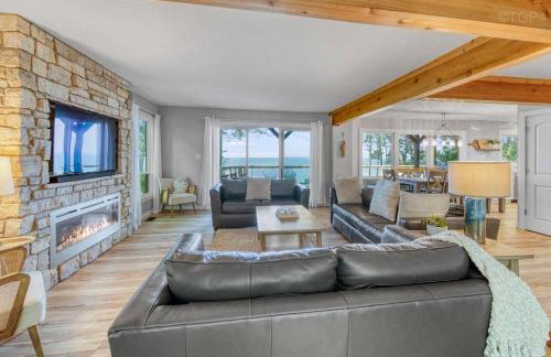 Edgewater Bluffs - Lakefront - Hot Tub - Firepit - Foto 3