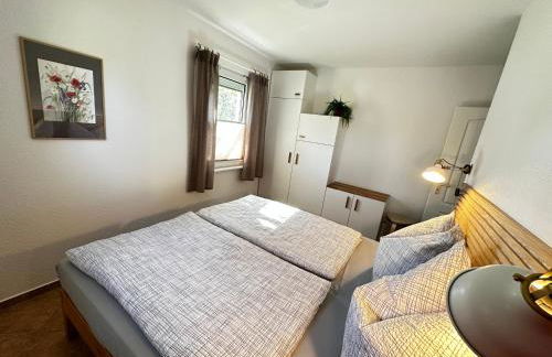 Klättes Ferienwohnung mit Garten - Foto 12