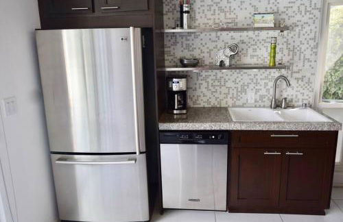 Live the Mid Mod Life at Mariposa Palms - Foto 8