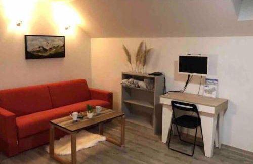 Au bout du bois Piscine sauna hammam accessible en saison et le logement accessible toute l annee - Foto 4