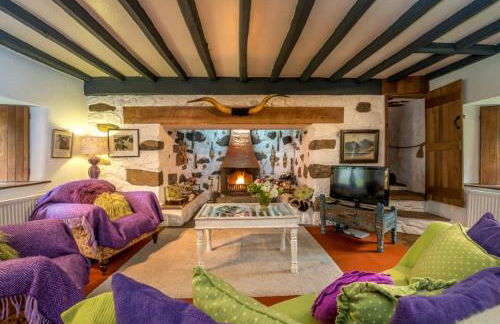 Llys-Derwin - Photo 2