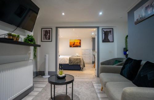 Cosy 3 Bedroom Apartment Near The O2 - Photo 1